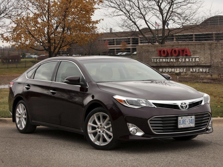  Toyota Avalon 2012 года  (фото 9 из 30)
